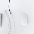 Ugreen kabel adapter przedłużacz AUX mini jack 3,5 mm 2m (niebieski)